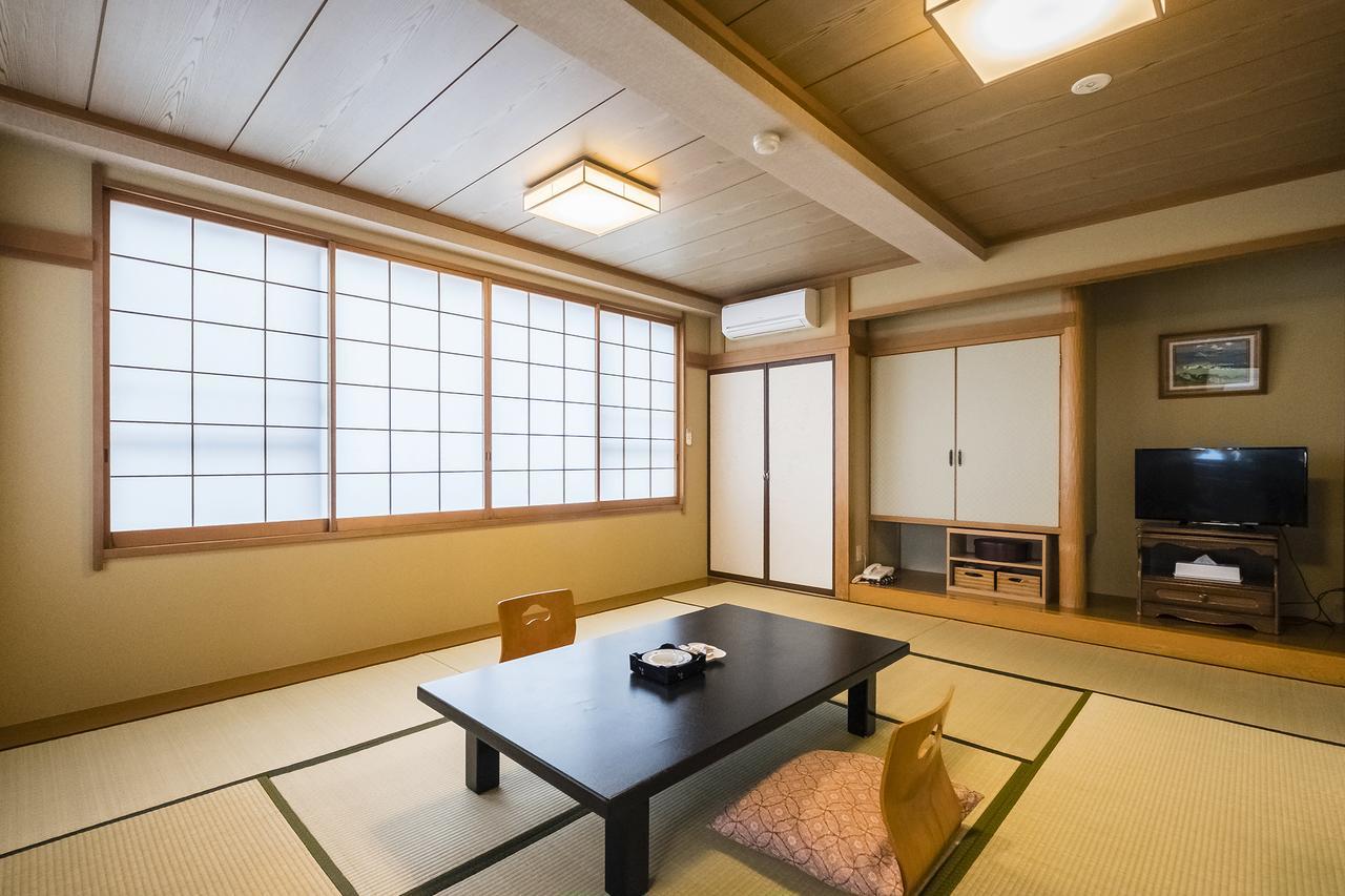 Hotel New Tomiyoshi Atami  Exterior foto
